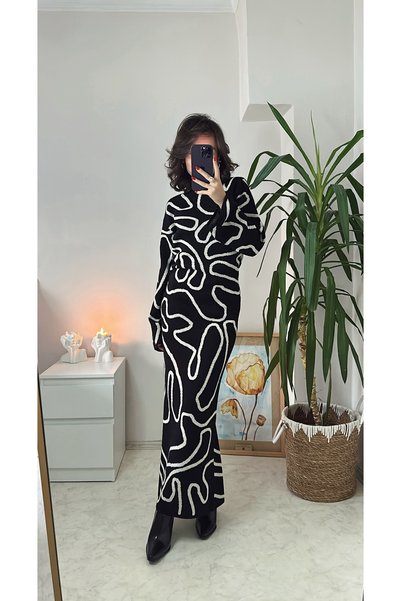 SANX Kadın Siyah Desenli Triko Maxi Boy Elbise Uzun Kollu Günlük Rahat Modern...