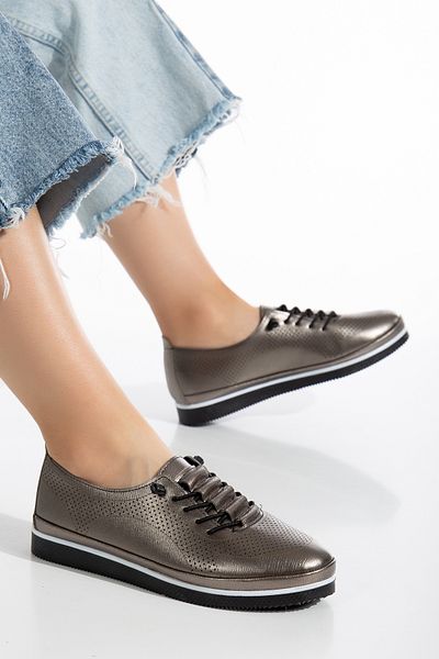 caraxes Women's Shoes
