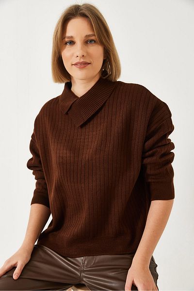 Bianco Lucci Women's Collar Detailed Knitwear Sweater 241244 60261315