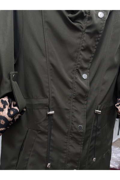 menesa Kapüşonlu Kısa Trenç