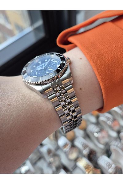 Quantum Iml1101.350 Quantum Women's Wristwatch - 2 Years Warranty, Stylish and Aesthetic