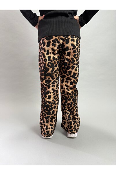 tunays shopping Сезонни панталони с камбанка с леопардови шарки