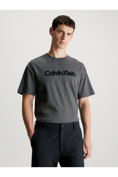 Calvin Klein Erkek Raised Embroidered Logo T-Shirt