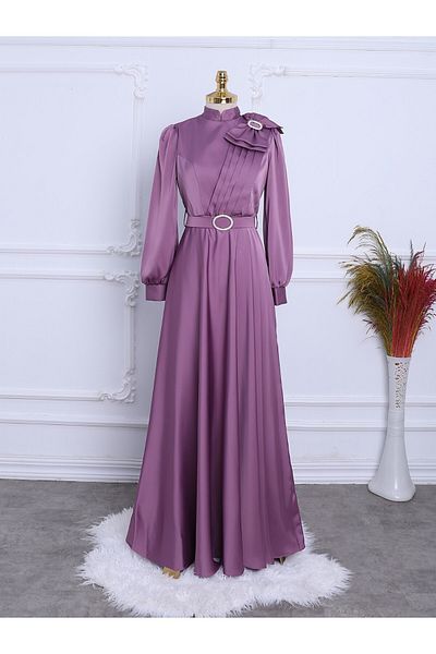 Modamorfo Satin-Abendkleid mit Brosche, Schleife und Steingürtel