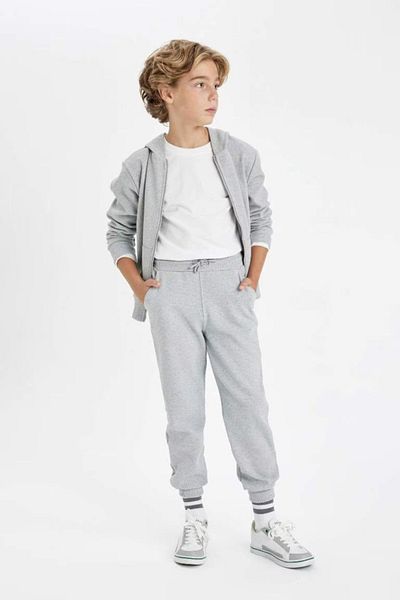 DeFacto Graue Jogger-Schul-Jogginghose mit elastischem Bund und Taschen für Jungen R5970a624au