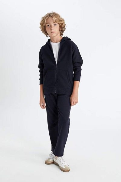 DeFacto Marineblaue, dehnbare, taillierte Schul-Jogginghose mit geradem Bein für Jungen X6955a624au