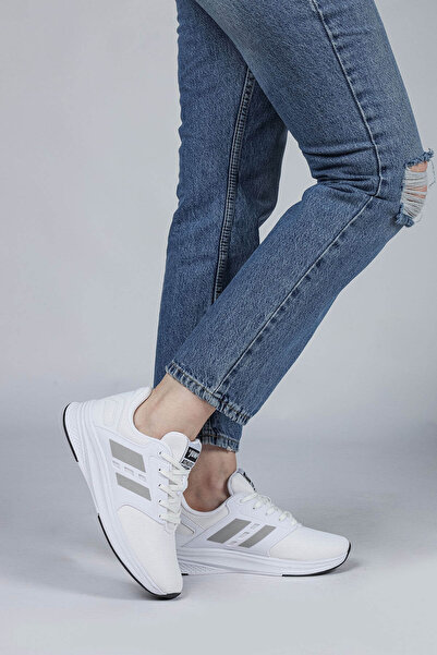 Jump Women's White Sneakers - 29964Z