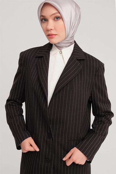 Armine Black Suit 24Yd6409