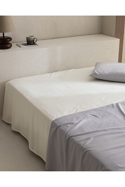 Madame Coco ملاءة سرير بدون مطاط من القطن بنسبة 100% من Manon King Size Ecru