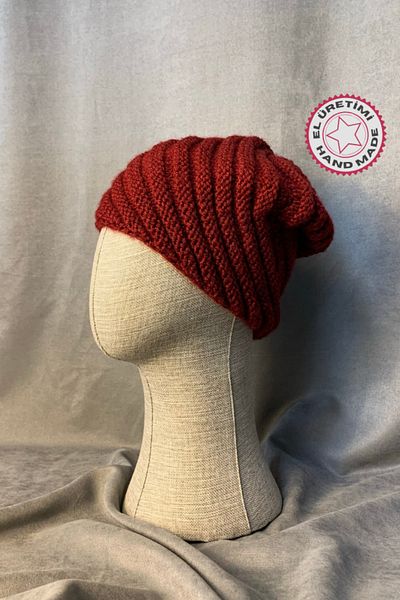 Uretti - Beretă de damă din lână cu trandafiri tricotate manual Kadir 7704 - Roșu Claret