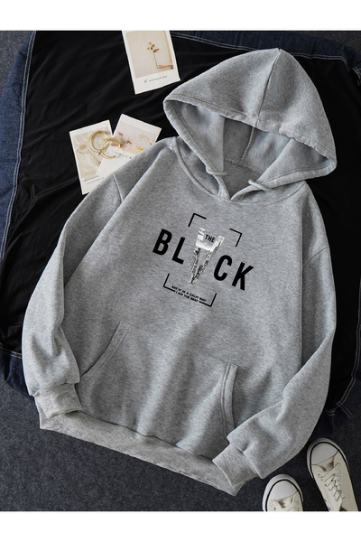 Arwen Fashion Φούτερ με στάμπα σε μαύρο χρώμα με γενικές επωνυμίες