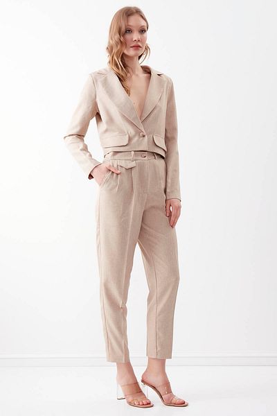 Vitrin Carrot Trousers with Small Flap Pockets