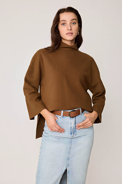 Vitrin Πλεκτή oversize μπλούζα με χαμηλό μανίκι γιακά και πλαϊνά σκισίματα