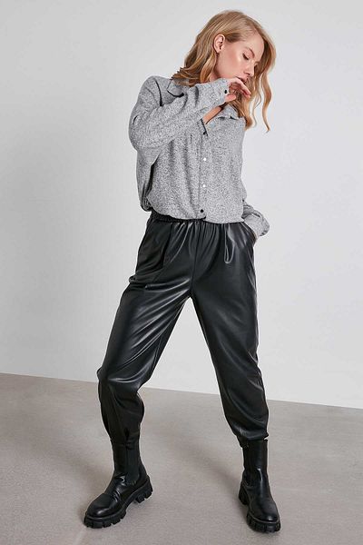 Vitrin Buttoned Front Collar Knitted Blouse