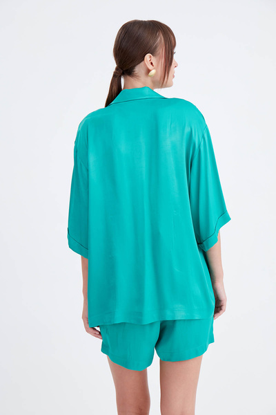 Vitrin Shiny Satin - Loose Cut Jacket