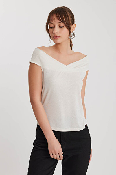 Vitrin Boat Neck Glitter Blouse