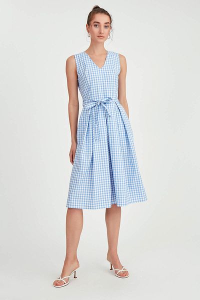 Vitrin Rochie cu model Gingham - Detaliu brâu în talie