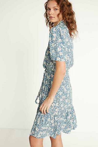 Vitrin Φόρεμα με τραγανό γιακά με λουλούδια