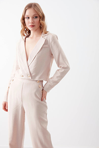 Vitrin Crop Jacket with Gold Button Detail