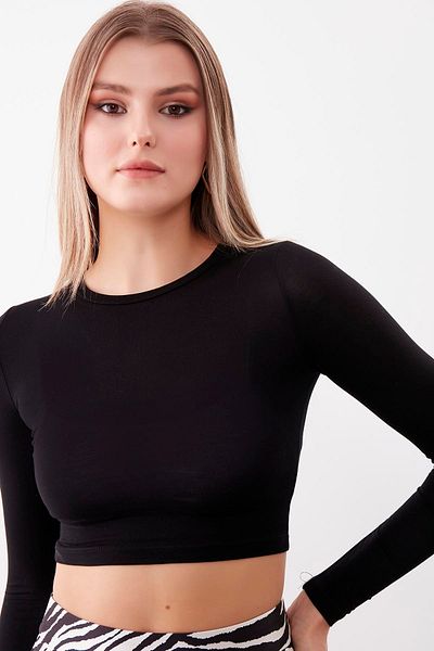 Vitrin Round Neck Long Sleeve Crop Blouse