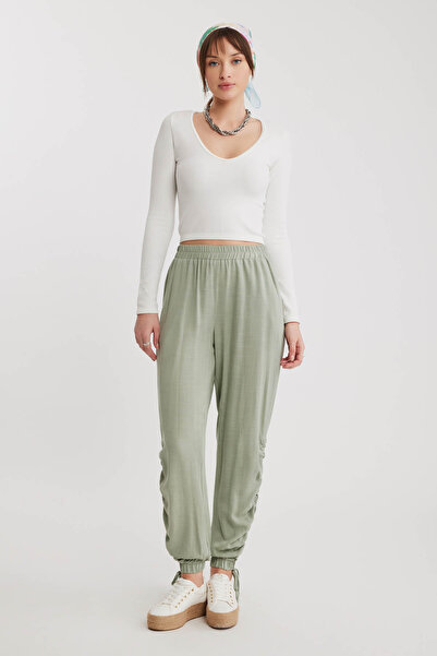 Vitrin Yanları Büzgülü Beli Ve Paçası Lastikli Pantolon
