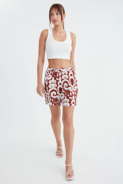 Vitrin Patterned Elastic Waist Shorts