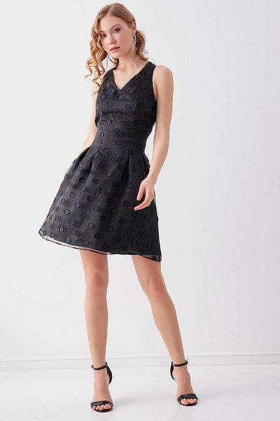 Vitrin Patterned V-Neck Dress