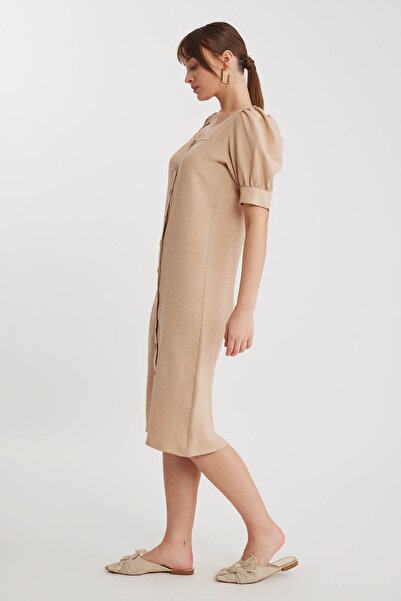 Vitrin Kare Yaka Önü Düğmeli Kısa Kol Elbise