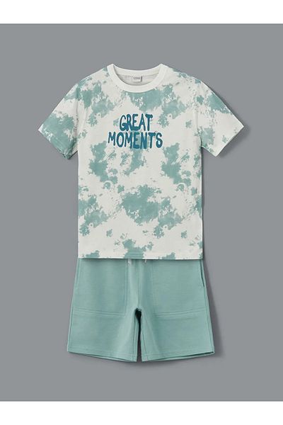 LC Waikiki Lcw Kids Ecru Crew Neck Boys T-Shirt and Shorts