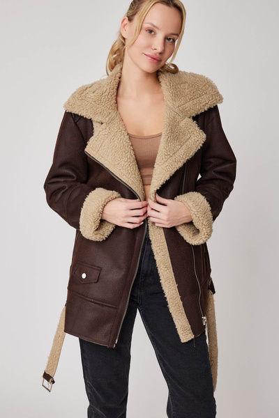 Vitrin Μακρύ ποδηλατικό μπουφάν από συνθετικό δέρμα με λεπτομέρεια από γούνα στο εσωτερικό