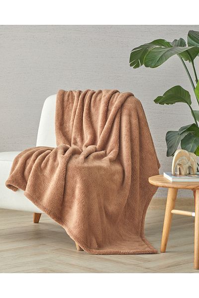 English Home Beige Colored Wellsoft Cozy Tv Blanket
