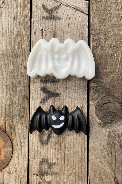 STOREMAX Ntwork Concept Bat Single Candle Mold (Silicone) Art 1087243