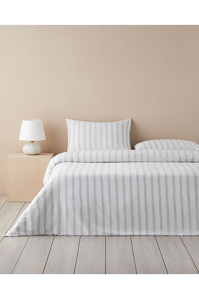 English Home King Size Bold Stitch Duvet Cover Set - 240X220 cm Dark Blue-Green Yarn