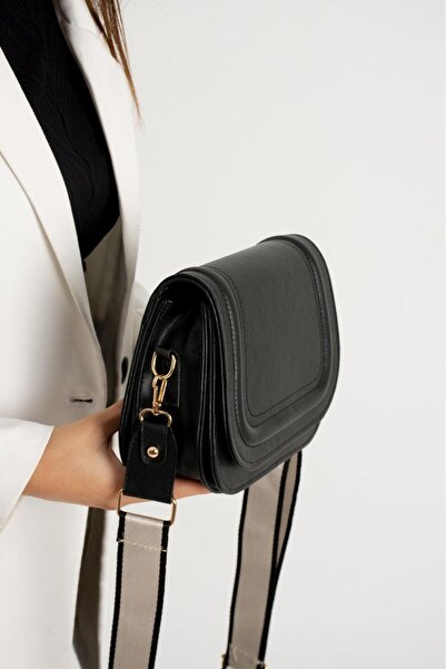 Tina Canvas Strap Cover Bag Black