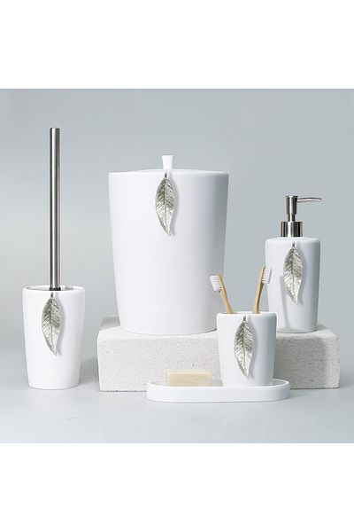 Selim Leaf Bathroom Set White Silver