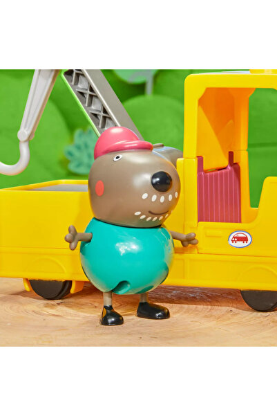 Peppa Pig شاحنة جر بابا دوج F9519