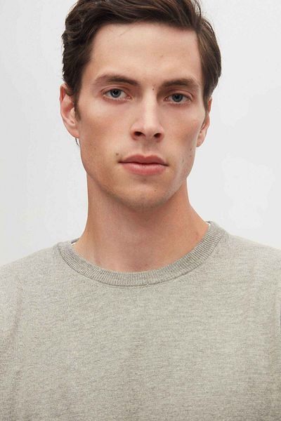 D'S Damat Grauer, pillingfreier Strickpullover mit Rundhalsausschnitt und normaler Passform