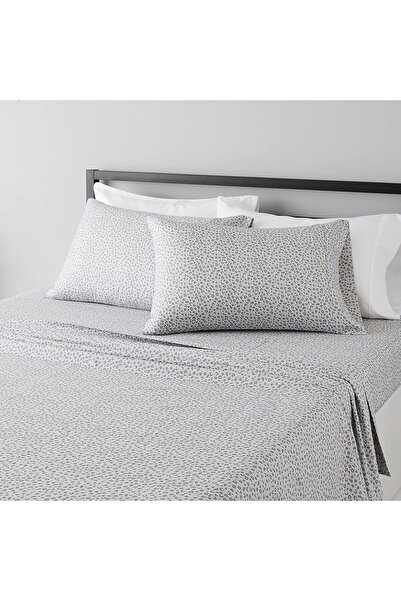 Amazon basics Lightweight Super Soft Easy Care Microfiber Bed Sheet Set with 14” Deep Pockets - Qu