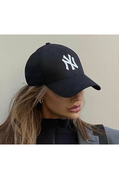 Afrodit Ny Sports Hat Unisex Adjustable with Velcro on the Back