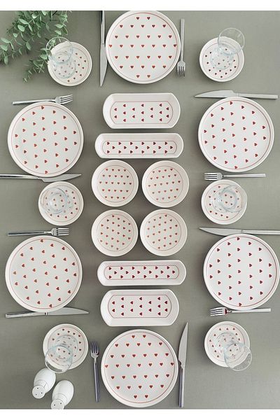 QUEEN Love 6-Person 20 Piece Red Heart Model Breakfast Set