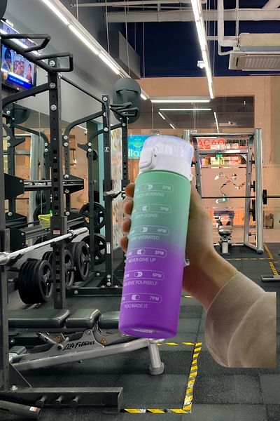 NUBLADO Sports Water Bottle 800 ml Bpa Free Children's Water Bottle Leakproof Strawless Water Bottle Green Purple Motivational.