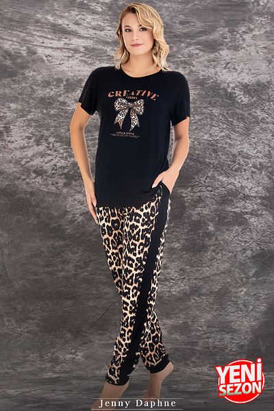 Jenny Daphne Set tricou și pijama cu decolteu rotund din viscoză cu imprimeu Lady Leopard - 12593