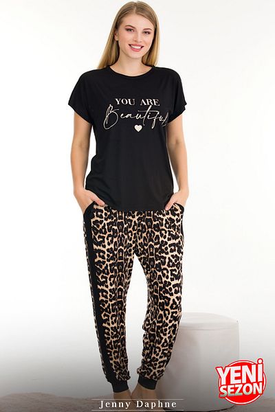 Jenny Daphne Set pijamale din viscoză cu imprimeu leopard pentru damă - decolteu, mânecă scurtă, mărime obișnuită 12556