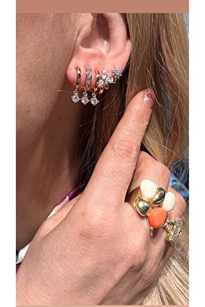 Esmeray Aksesuar Vip Çelik Gold Renk Zirkon Taş Premium Seri Antialerjik 3 Sıra Görünümlü Küpe Genişlik 1 cm. Uzn.2cm