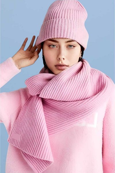 Trenderrs Set de berete din lână mohair pentru femei