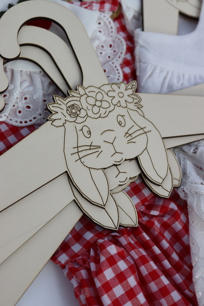 Assa Wood Wooden Children's Hanger 7 Pieces Hanger - Floral Rabbit Wardrobe Hanger (Cream Color)