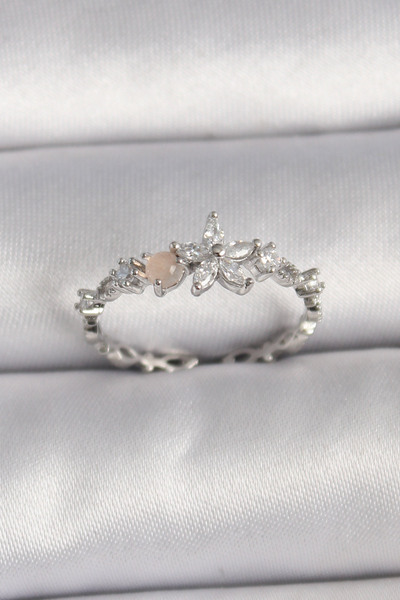 SeyCey.co Brass Silver Color Zircon Stone Flower Model Adjustable Ring