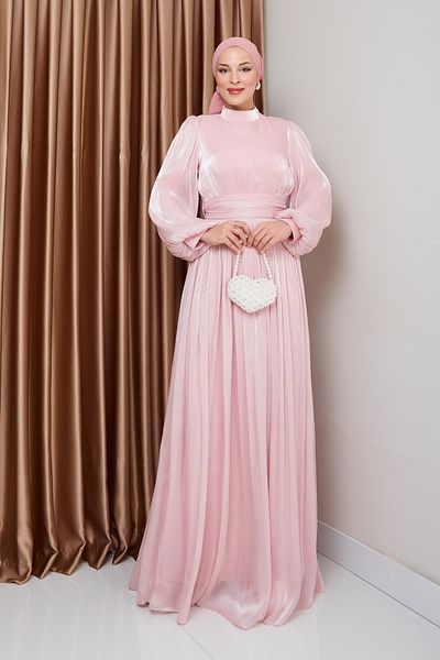 Olcay Detailliertes Yoryo-Abendkleid aus Seide mit Hijab und Gürtel an der Taille PUDRA 1225