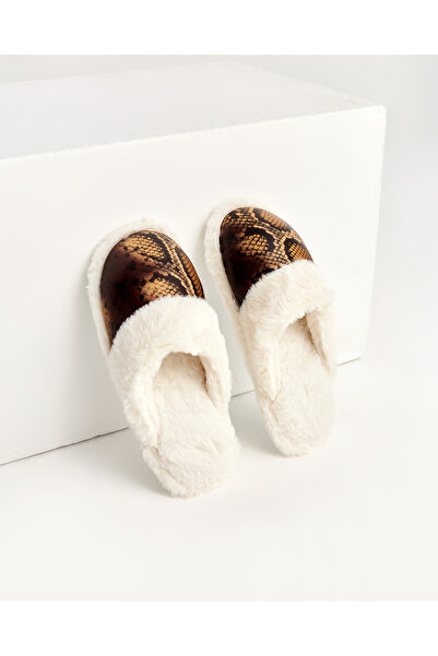 Chirpy Loli - Snake Patterned Women's House Slippers