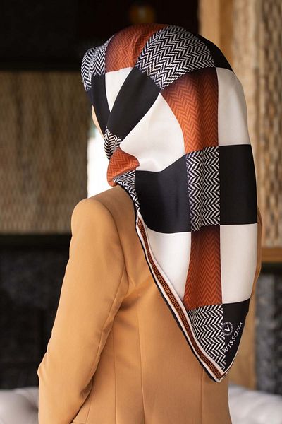 Vissona Μαύρο και μαύρο ζιγκ-ζαγκ μοτίβο 100% Twill μεταξωτό κασκόλ - 90x90 ράψιμο στο χέρι
